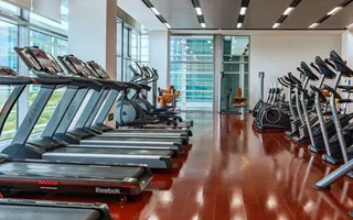  英雄联盟装备眼泪,lol怎么设置瞎子一键摸眼？